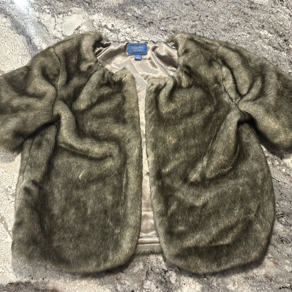 Simply Vera by Vera Wang faux fur short sleeve coat/shawl. Size small